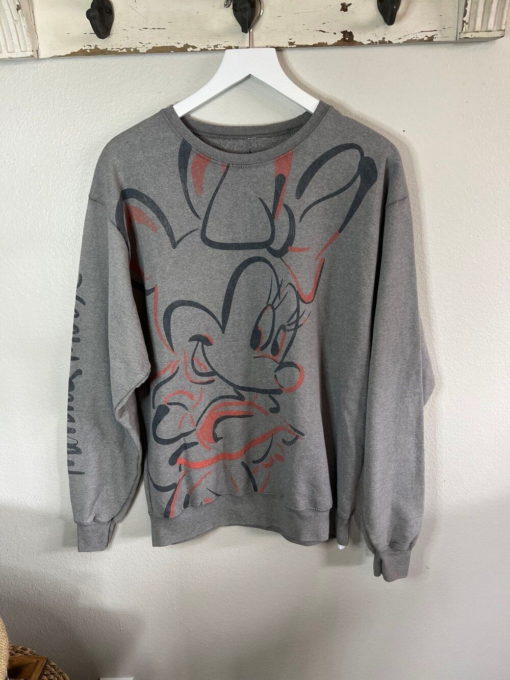 Disneyland Minnie Mouse Gray Crewneck Sweatshirt Size XL